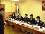 fb19656fdeec8d7345e6474ee09175e38345a222df59e0052e30c5edaef4a0a3.jpg